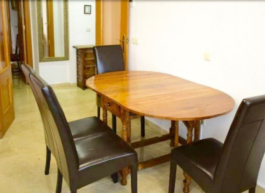 Resale - Apartment -
Benidorm - Levante