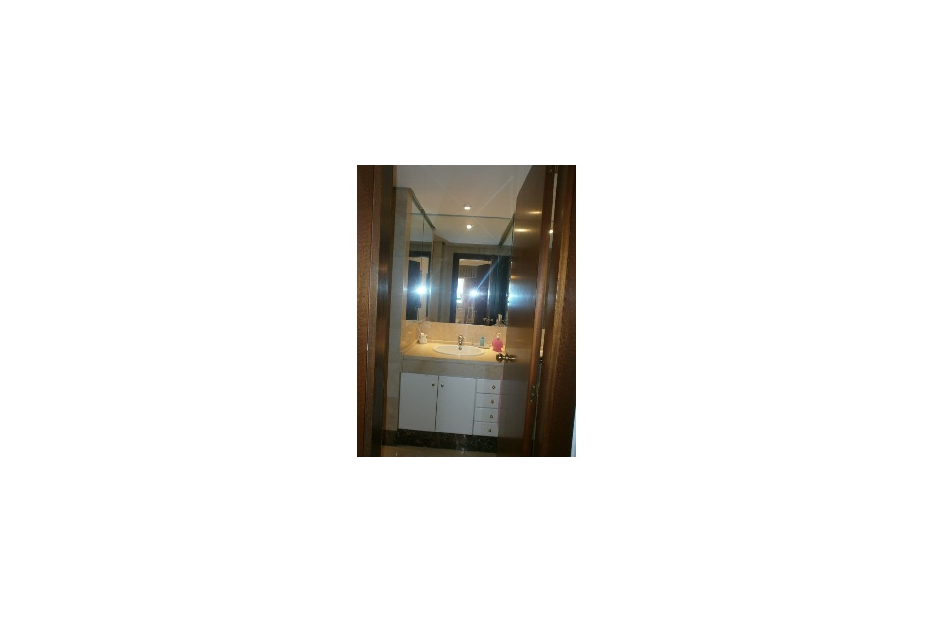 Resale - Apartment -
Benidorm - Levante