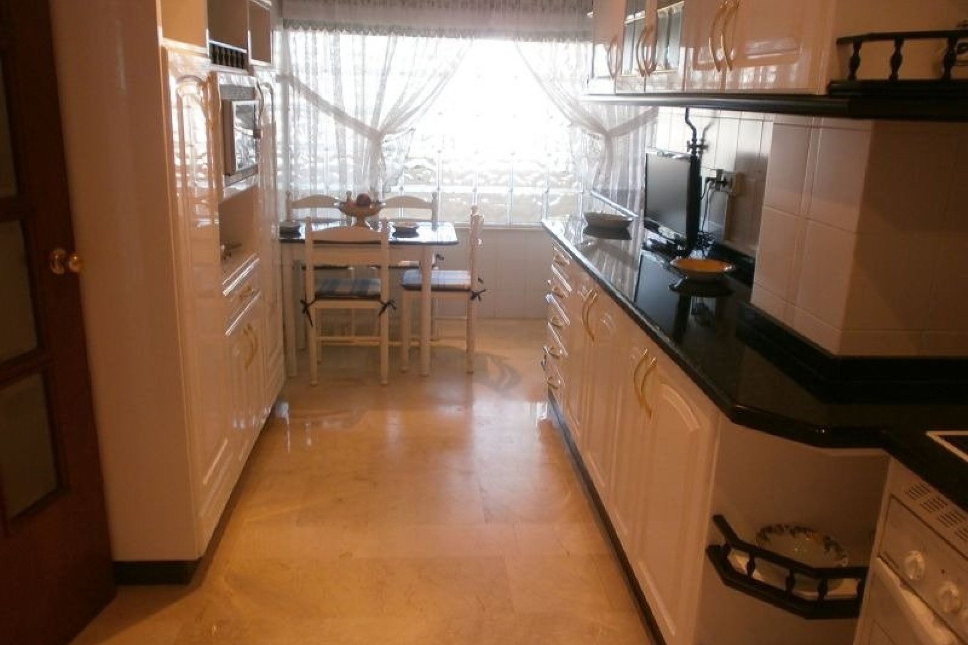 Resale - Apartment -
Benidorm - Levante