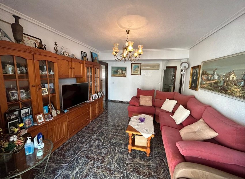 Resale - Apartment -
Benidorm - Levante