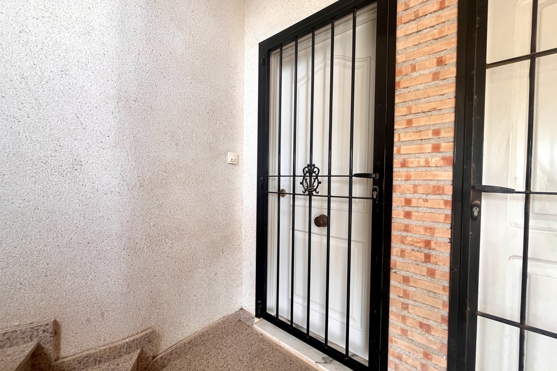 Resale - Apartment -
Cabo Roig