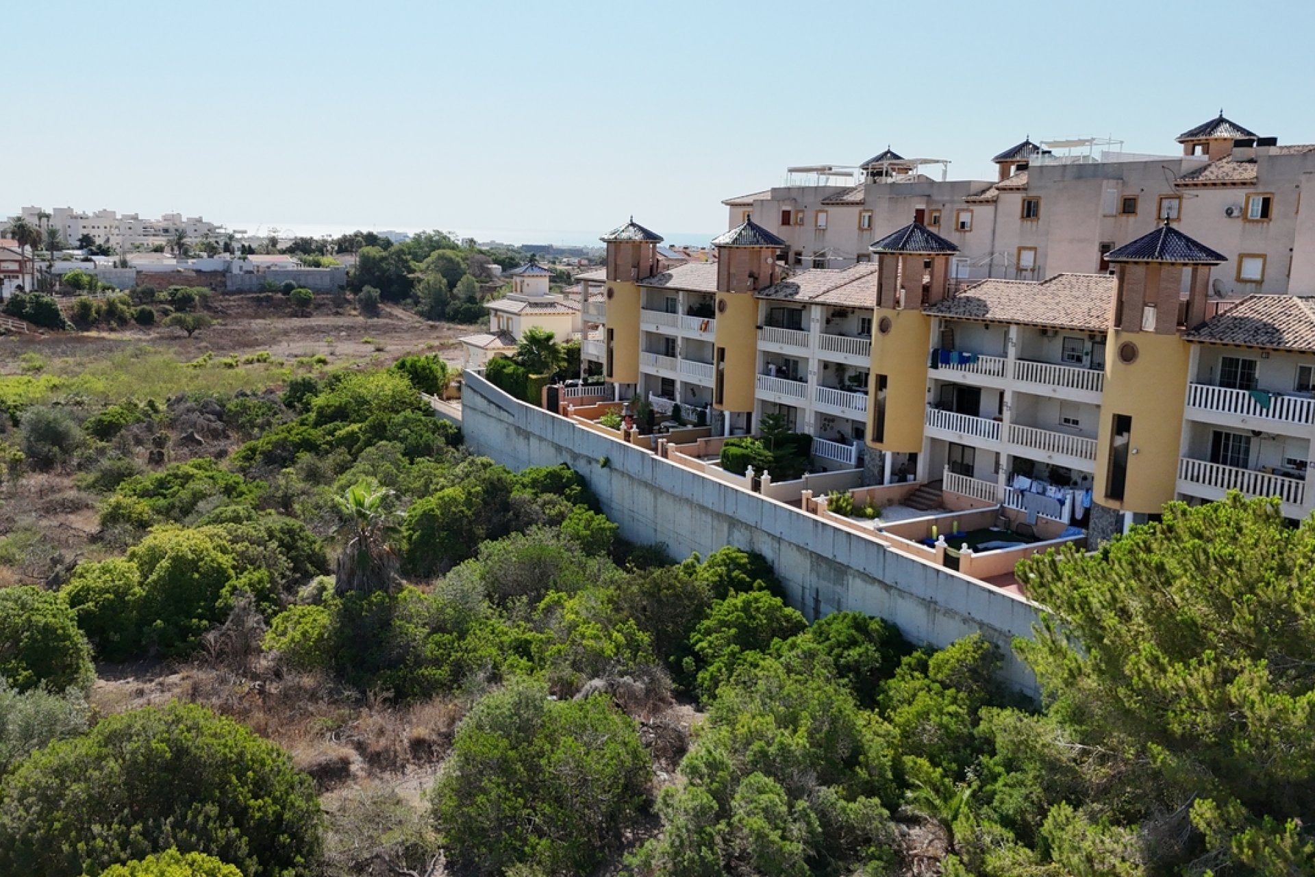 Resale - Apartment -
Cabo Roig