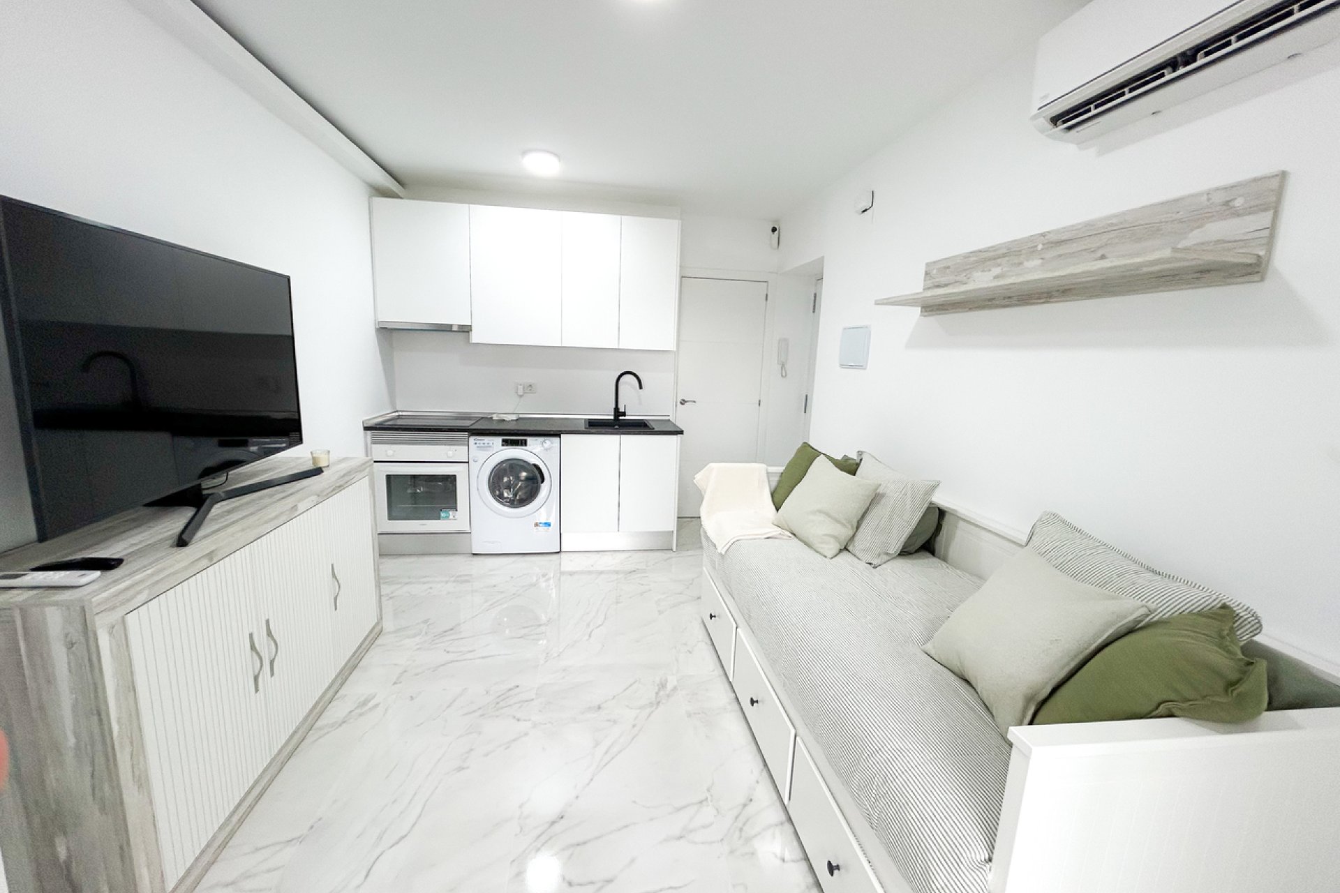 Resale - Apartment -
Ciudad Quesada