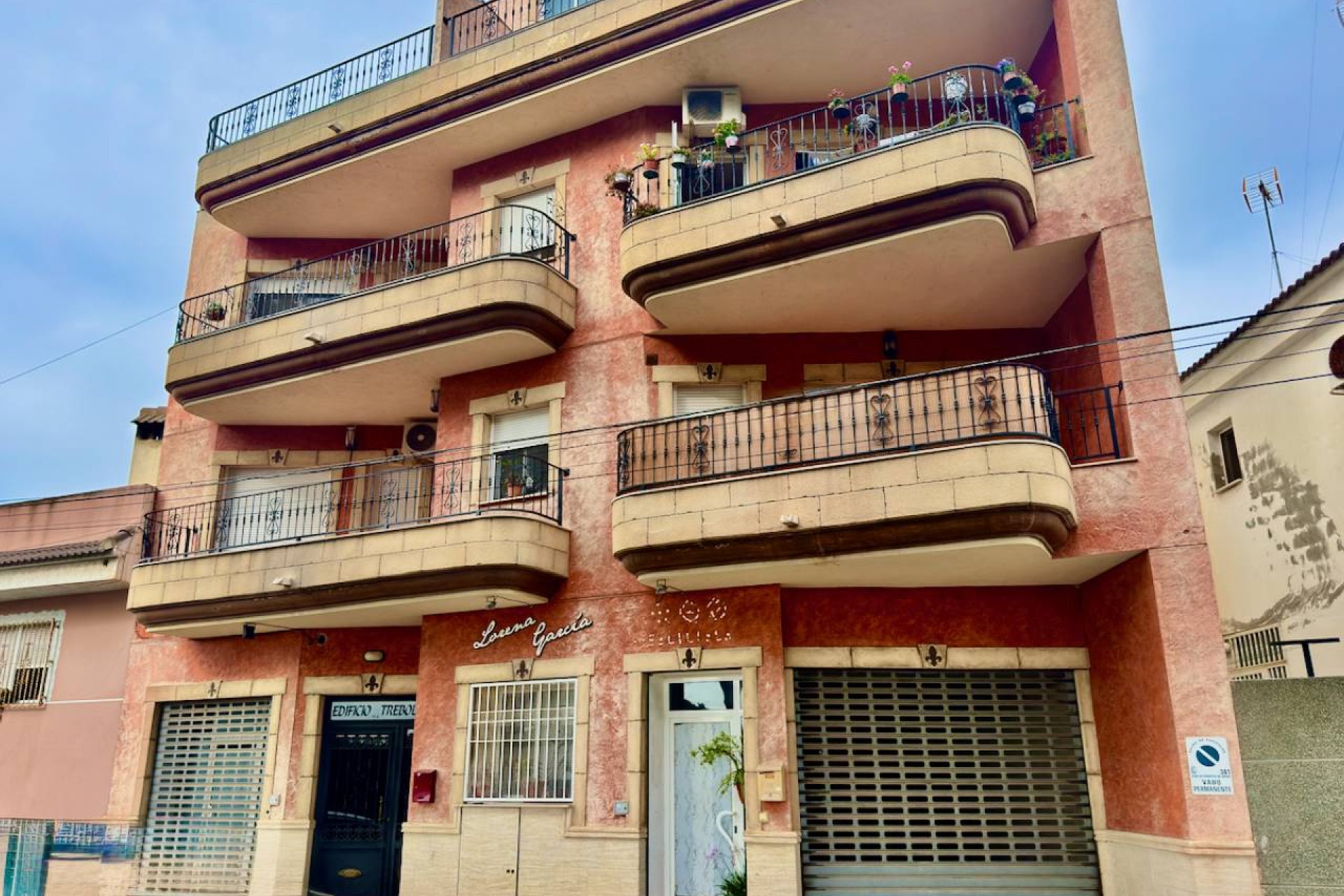 Resale - Apartment -
Formentera del Segura