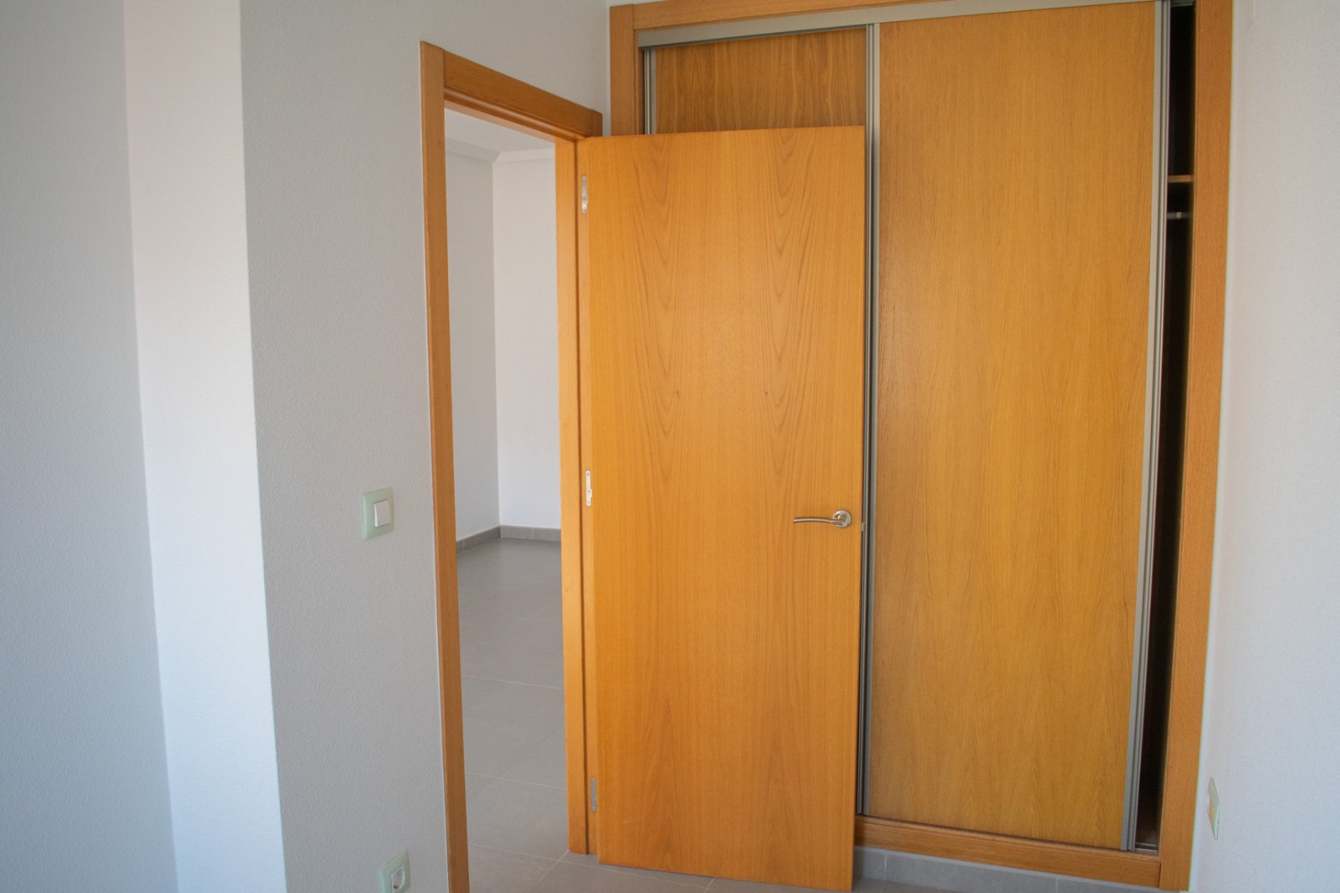 Resale - Apartment -
Guardamar del Segura - Center