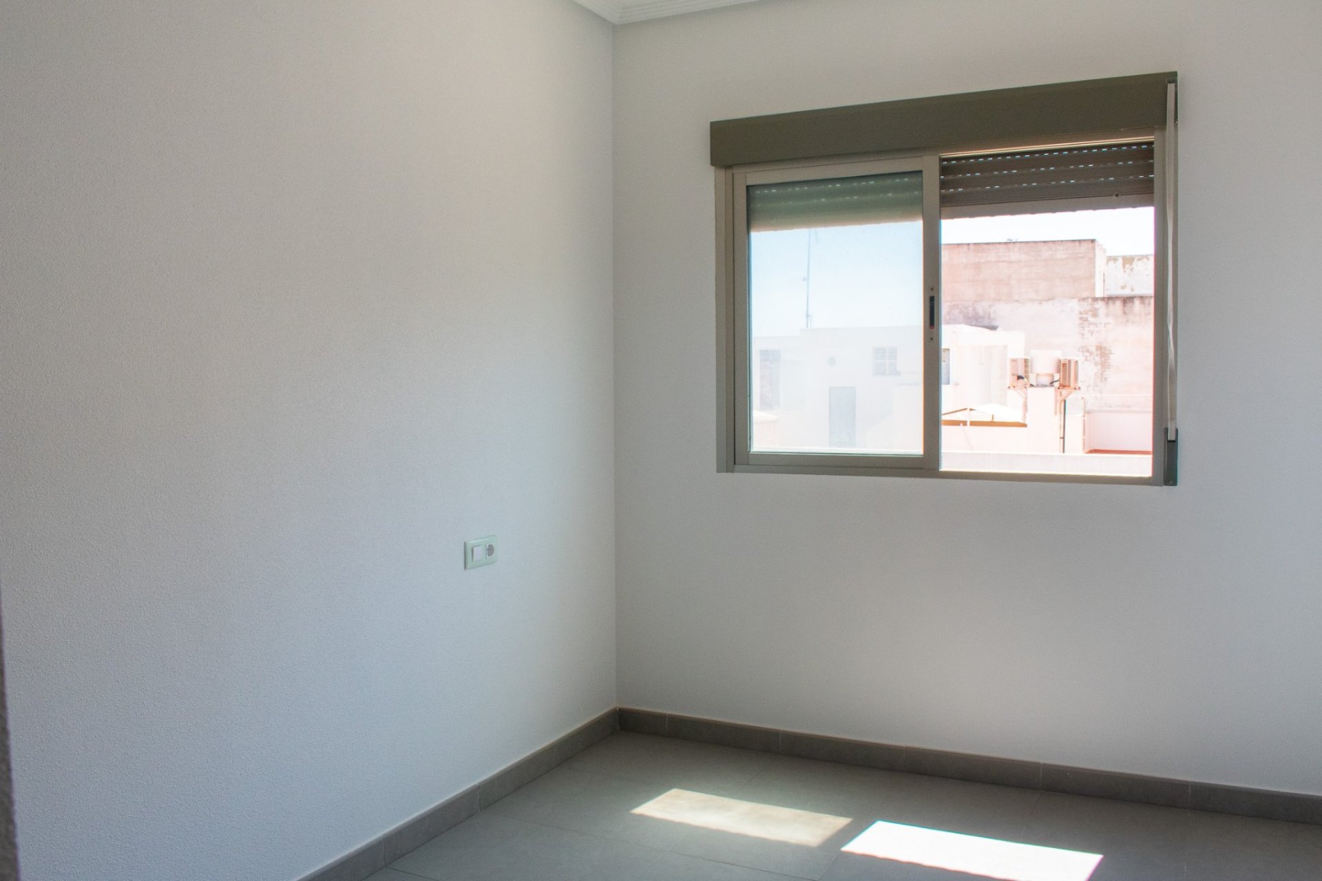 Resale - Apartment -
Guardamar del Segura - Center