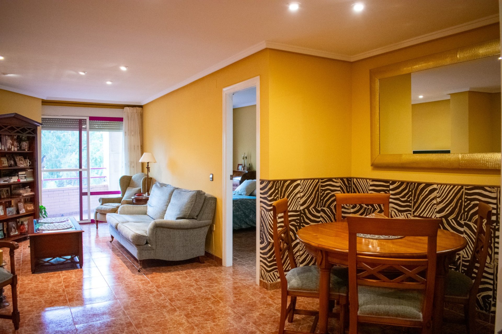 Resale - Apartment -
Guardamar del Segura - Center