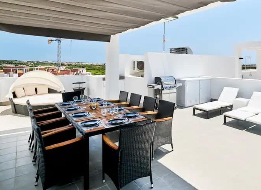 Resale - Apartment -
Guardamar del Segura - El Raso