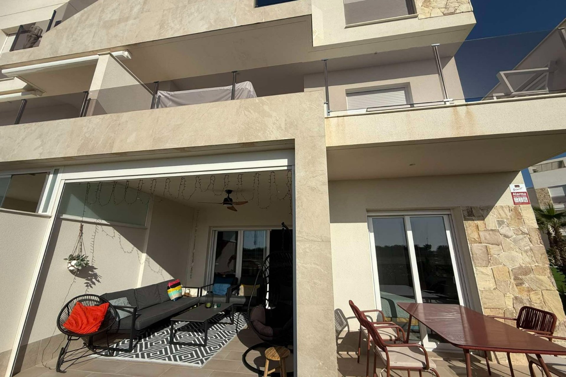 Resale - Apartment -
Guardamar del Segura - El Raso