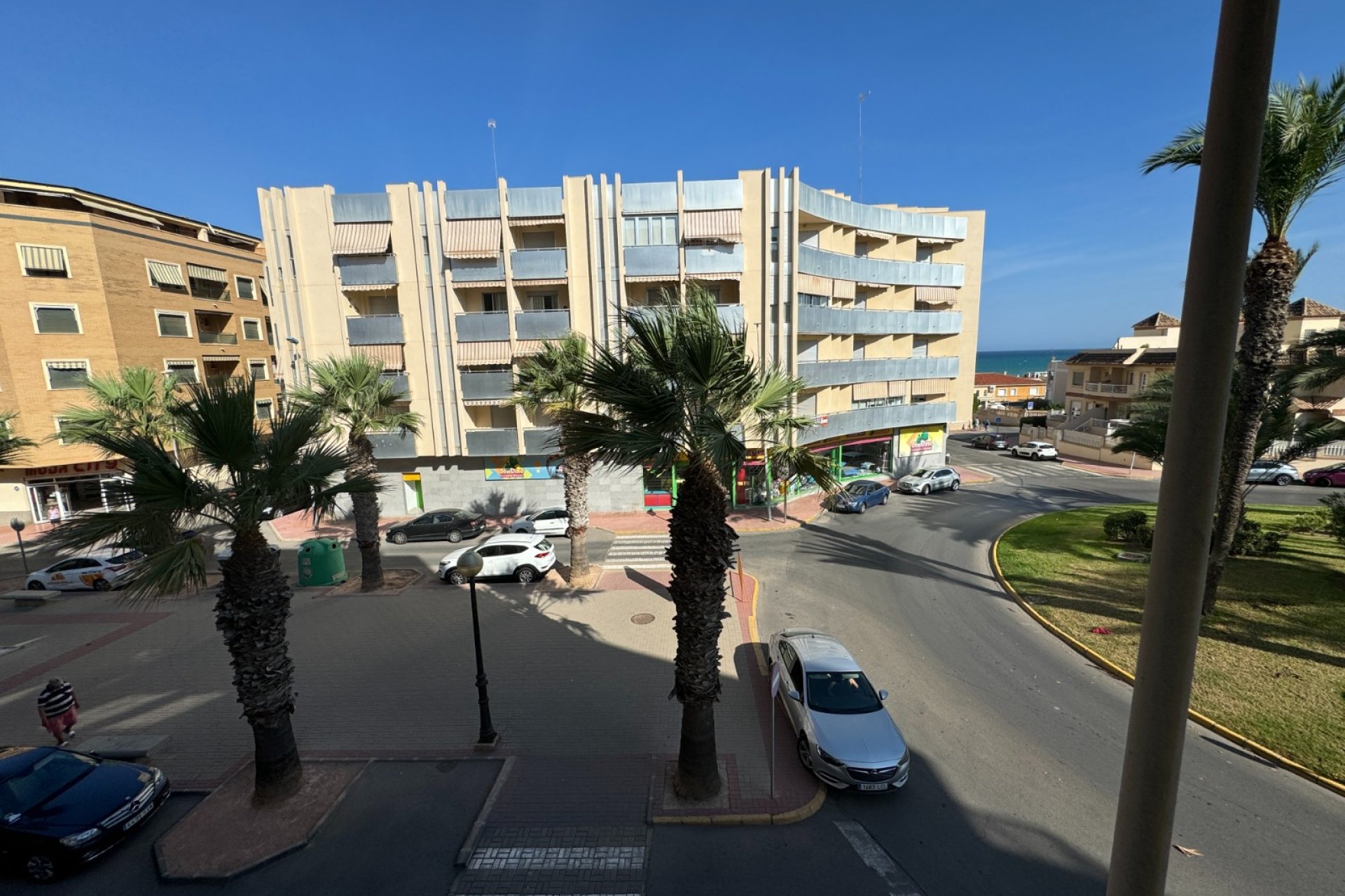 Resale - Apartment -
Guardamar del Segura - Plaza Porticada