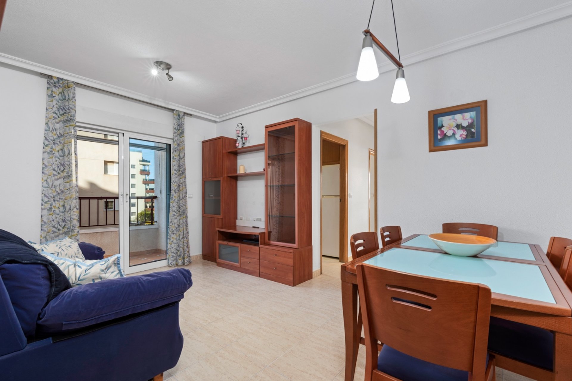 Resale - Apartment -
Guardamar del Segura - Pueblo