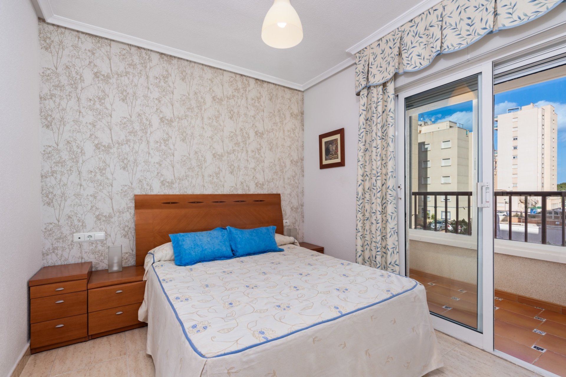 Resale - Apartment -
Guardamar del Segura - Pueblo