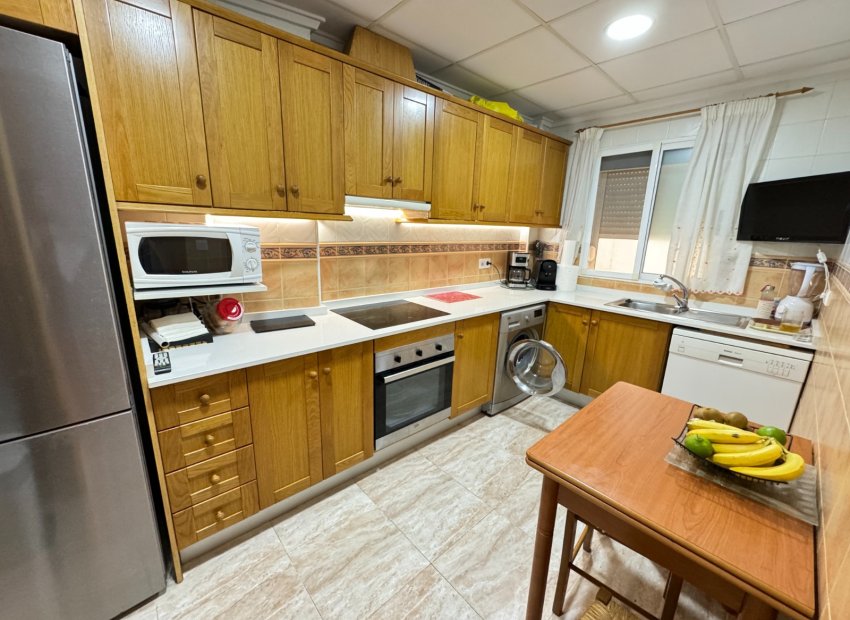 Resale - Apartment -
Guardamar del Segura