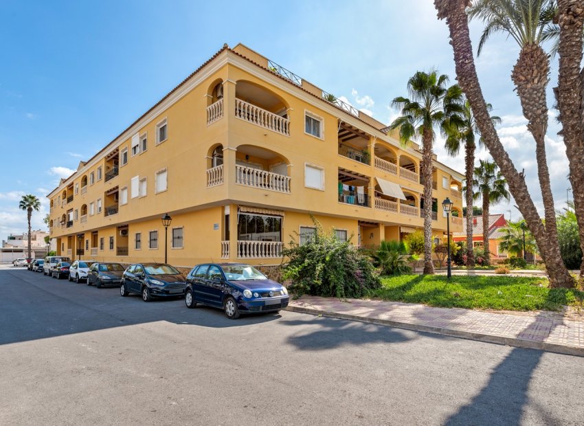 Resale - Apartment -
Jacarilla