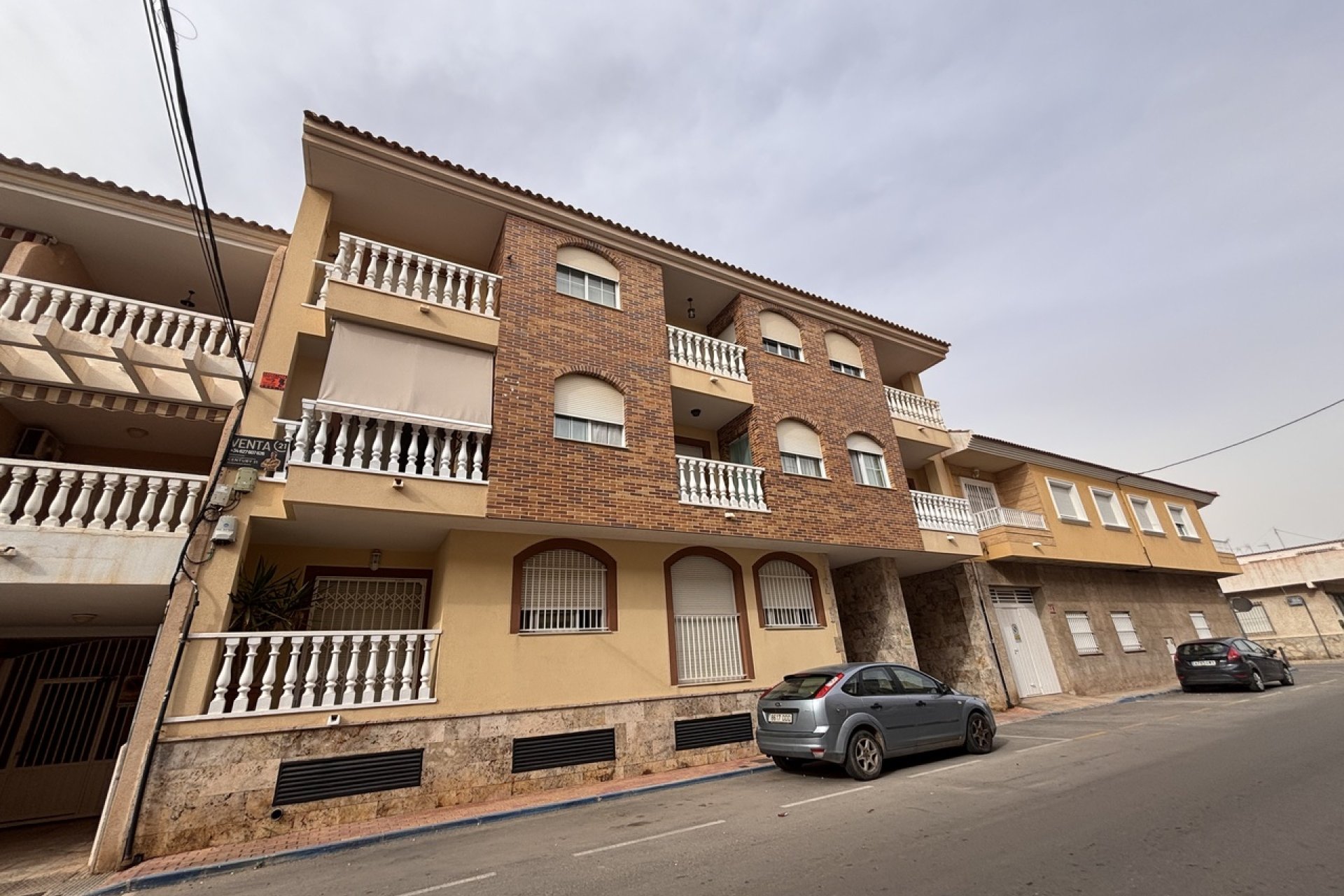Resale - Apartment -
Lo Pagan
