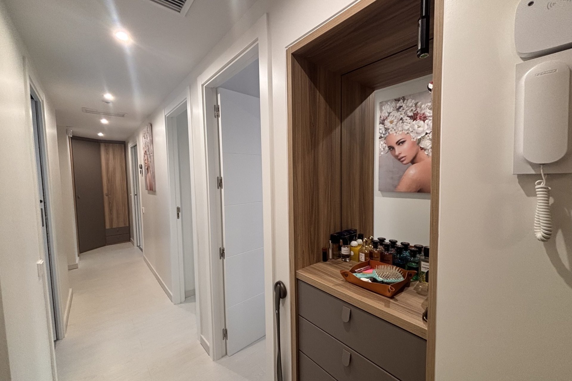 Resale - Apartment -
Lo Pagan