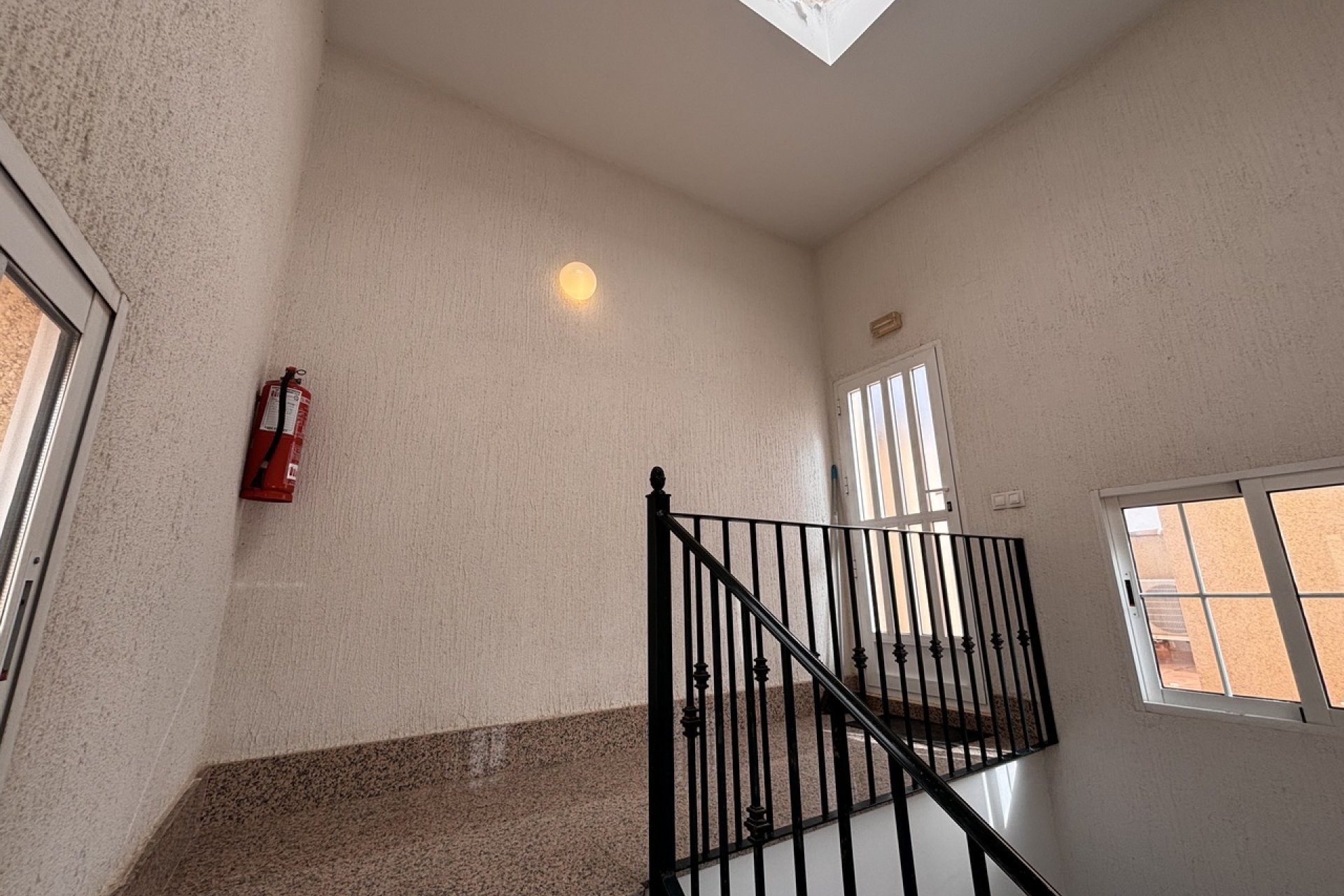 Resale - Apartment -
Lo Pagan