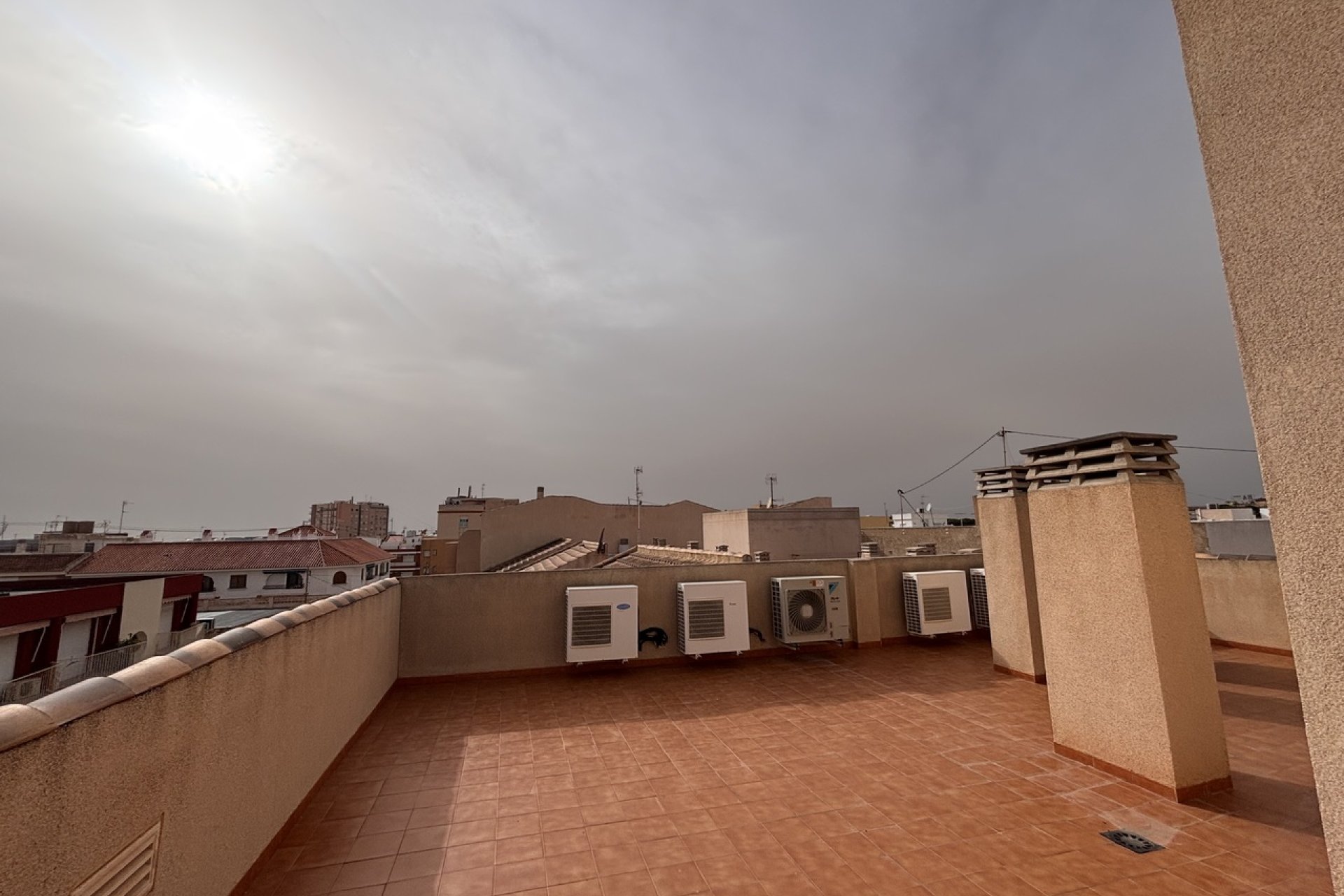 Resale - Apartment -
Lo Pagan
