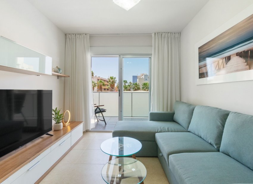 Resale - Apartment -
Orihuela Costa - Aguamarina