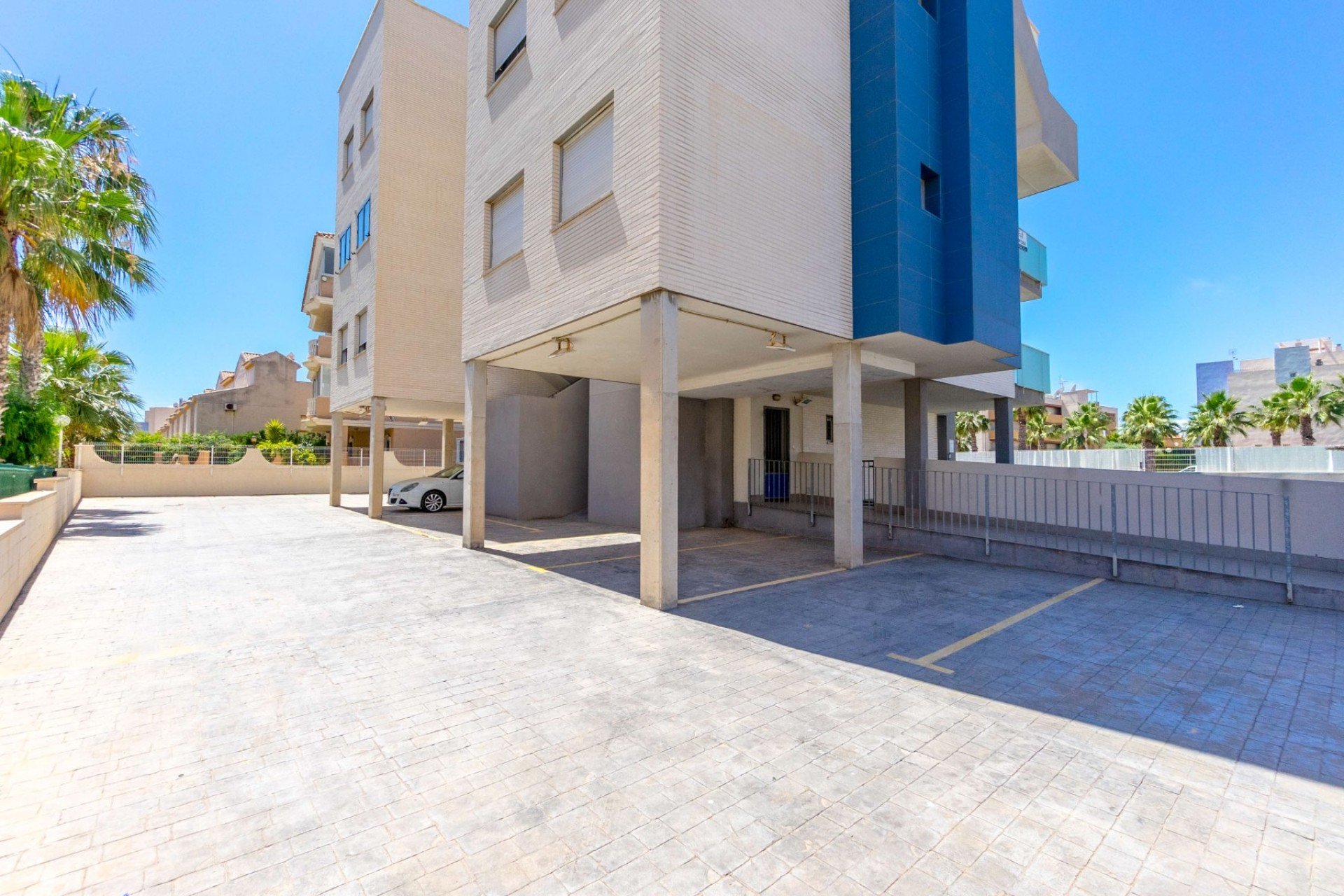 Resale - Apartment -
Orihuela Costa - Aguamarina