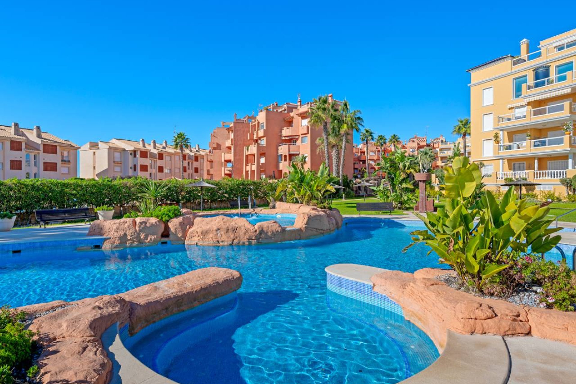 Resale - Apartment -
Orihuela Costa - Cabo Roig