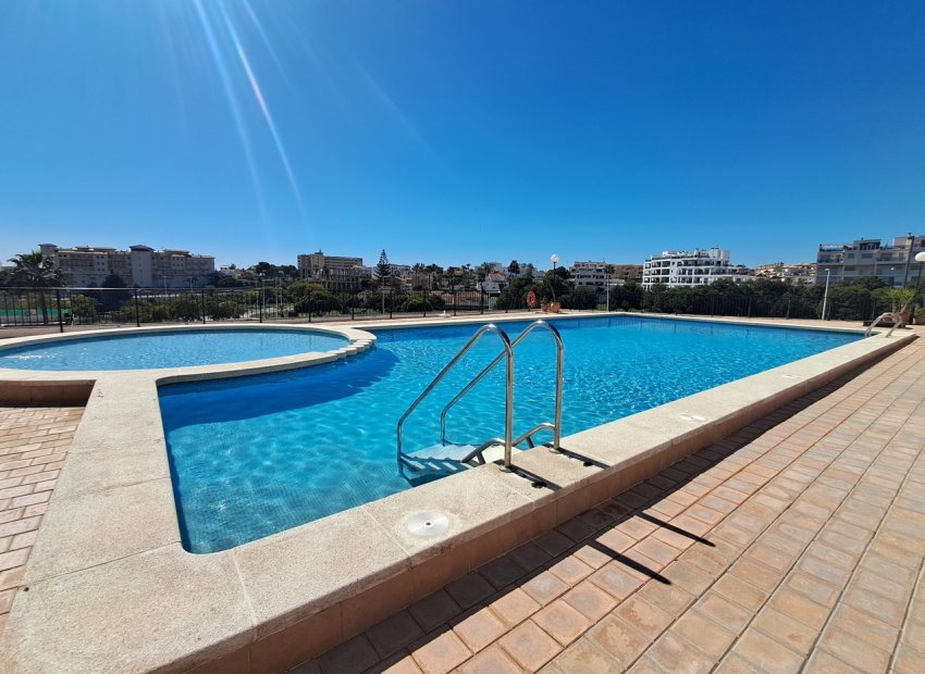 Resale - Apartment -
Orihuela Costa - La Zenia