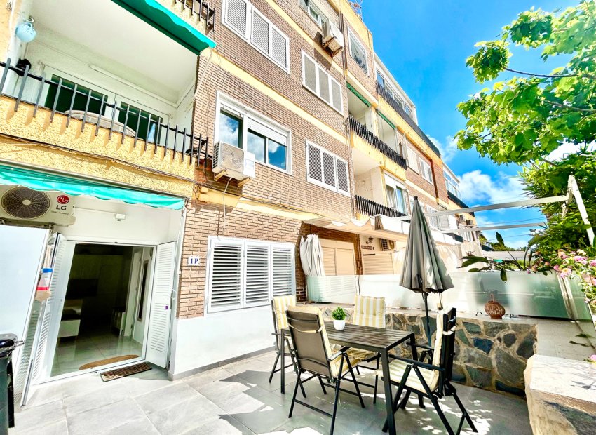 Resale - Apartment -
Orihuela Costa - La Zenia