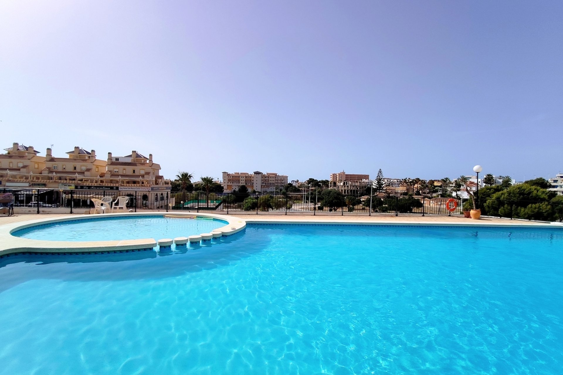 Resale - Apartment -
Orihuela Costa - La Zenia