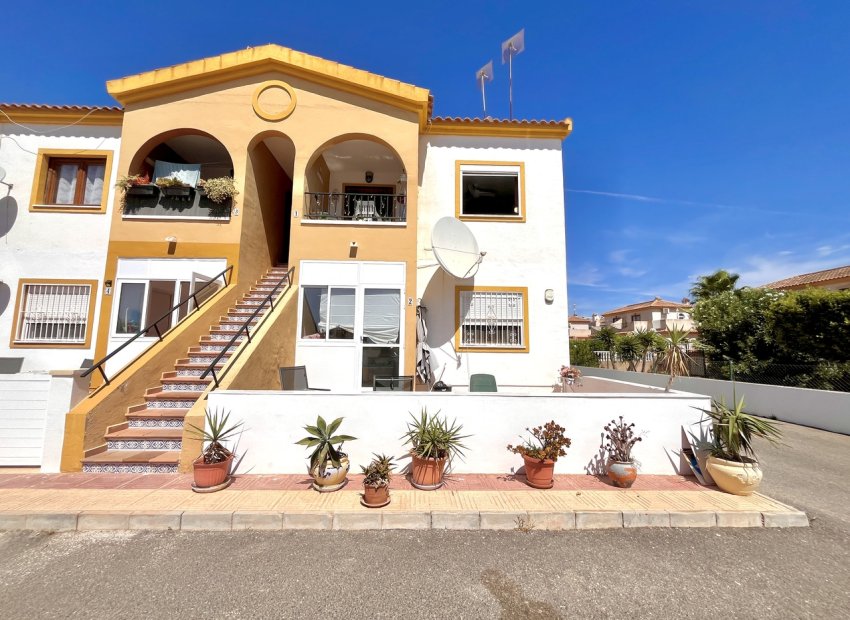 Resale - Apartment -
Orihuela Costa - Playa Flamenca
