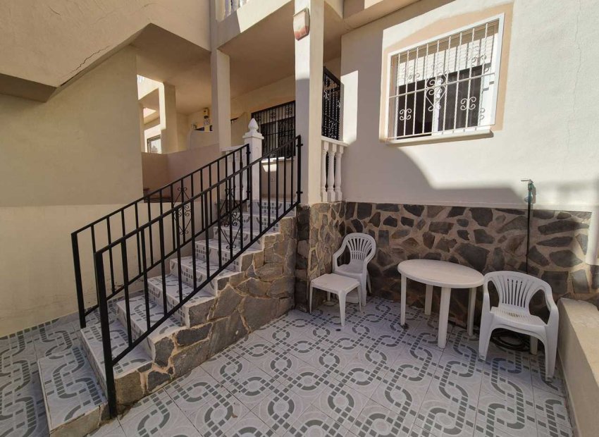 Resale - Apartment -
Orihuela Costa - Playa Flamenca