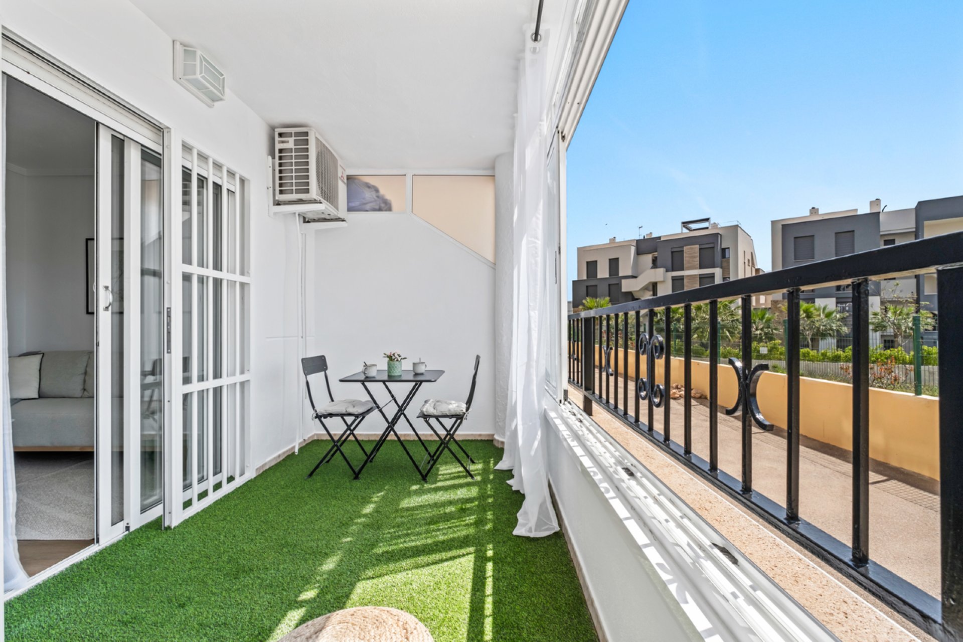 Resale - Apartment -
Orihuela Costa - Playa Flamenca