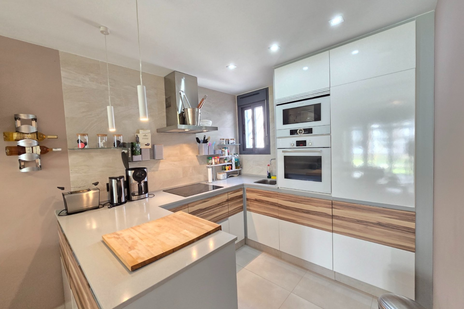 Resale - Apartment -
Orihuela Costa * - Punta Prima *