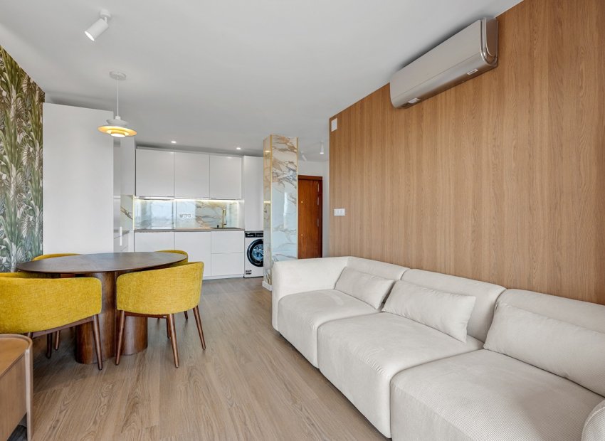 Resale - Apartment -
Orihuela Costa - Punta Prima