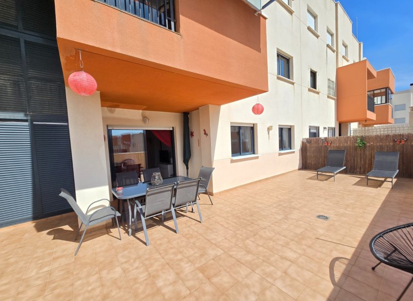 Resale - Apartment -
Orihuela Costa - Villamartín *