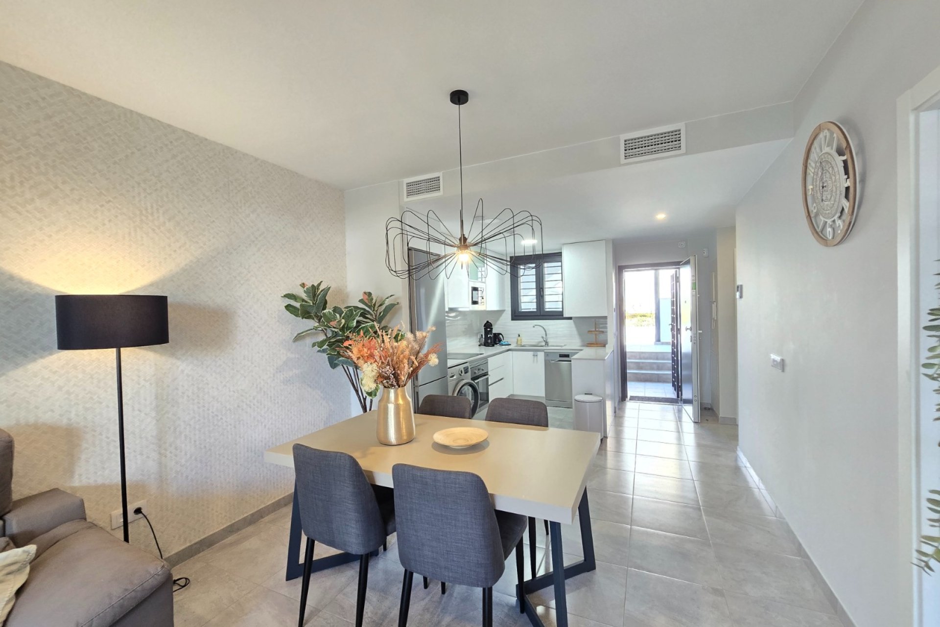 Resale - Apartment -
Orihuela Costa - Villamartín *
