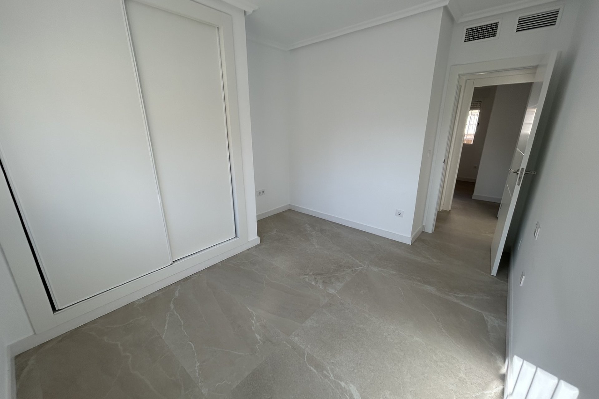 Resale - Apartment -
Pilar de la Horadada