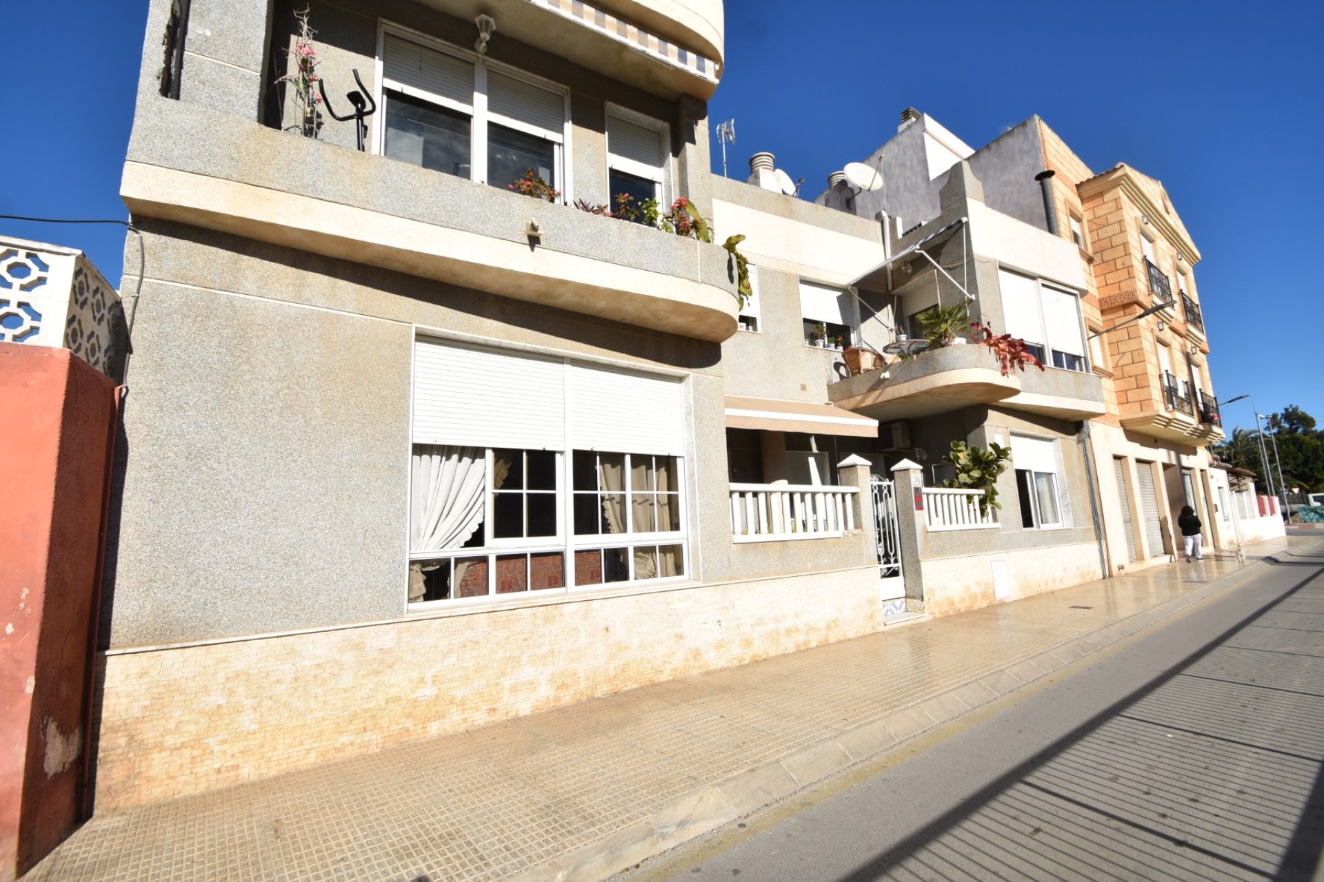 Resale - Apartment -
Rojales