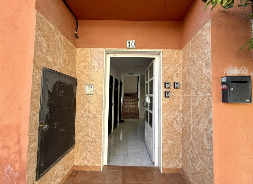 Resale - Apartment -
San Miguel de Salinas