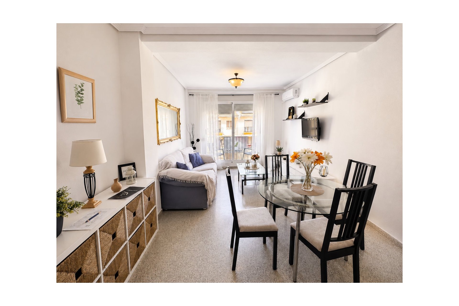 Resale - Apartment -
San Miguel de Salinas