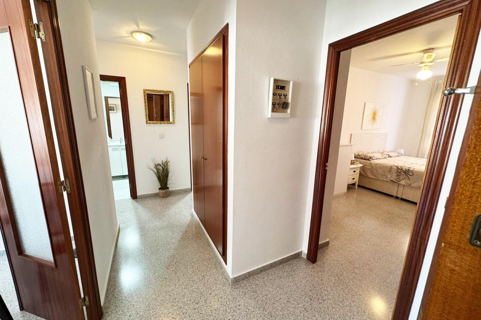 Resale - Apartment -
San Miguel de Salinas