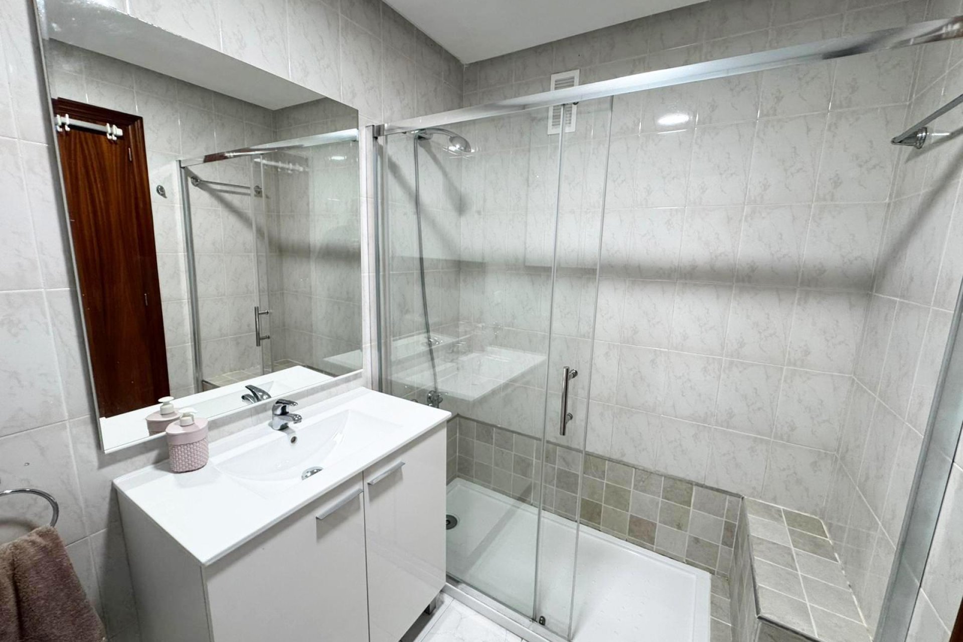 Resale - Apartment -
San Miguel de Salinas