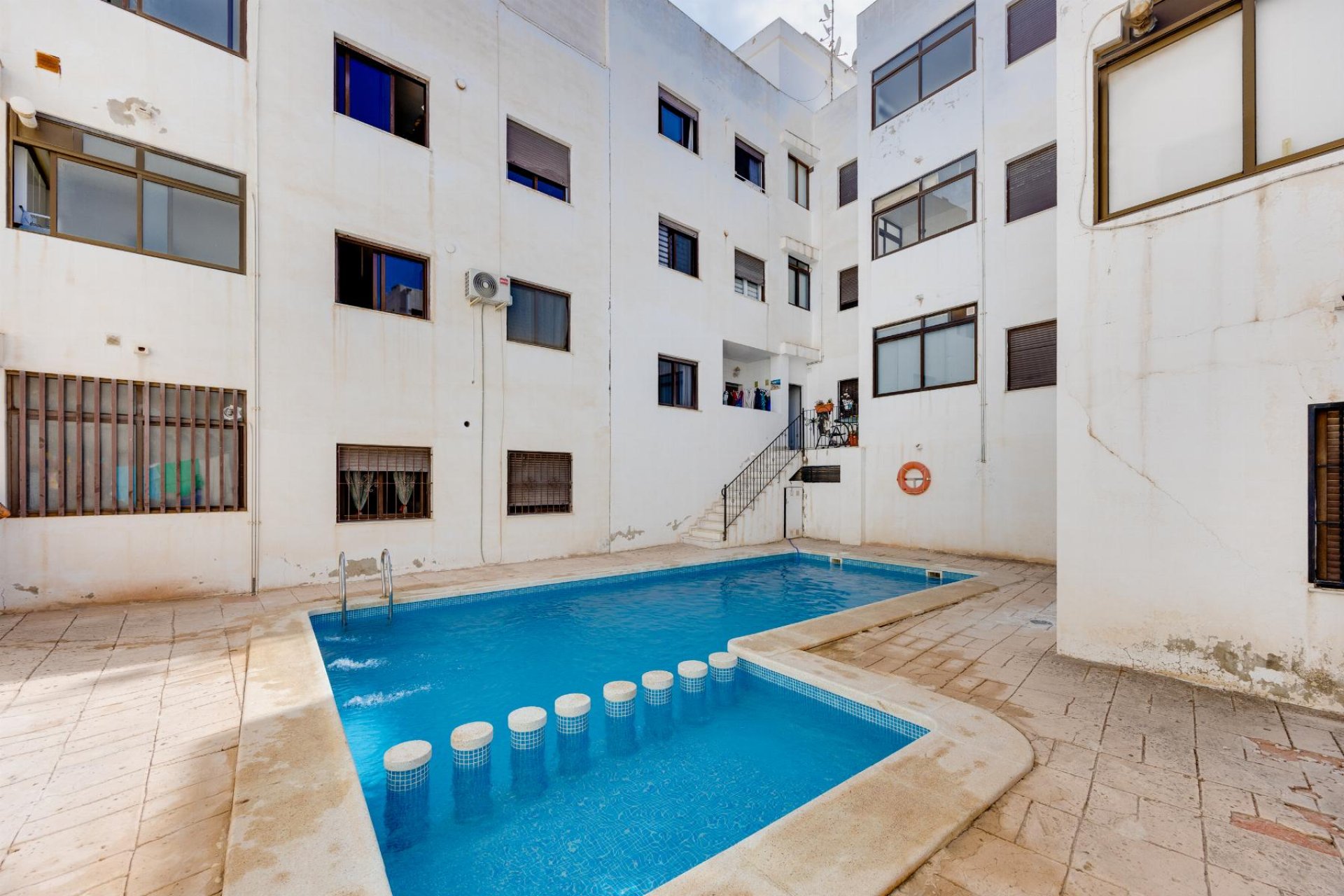Resale - Apartment -
San Miguel de Salinas