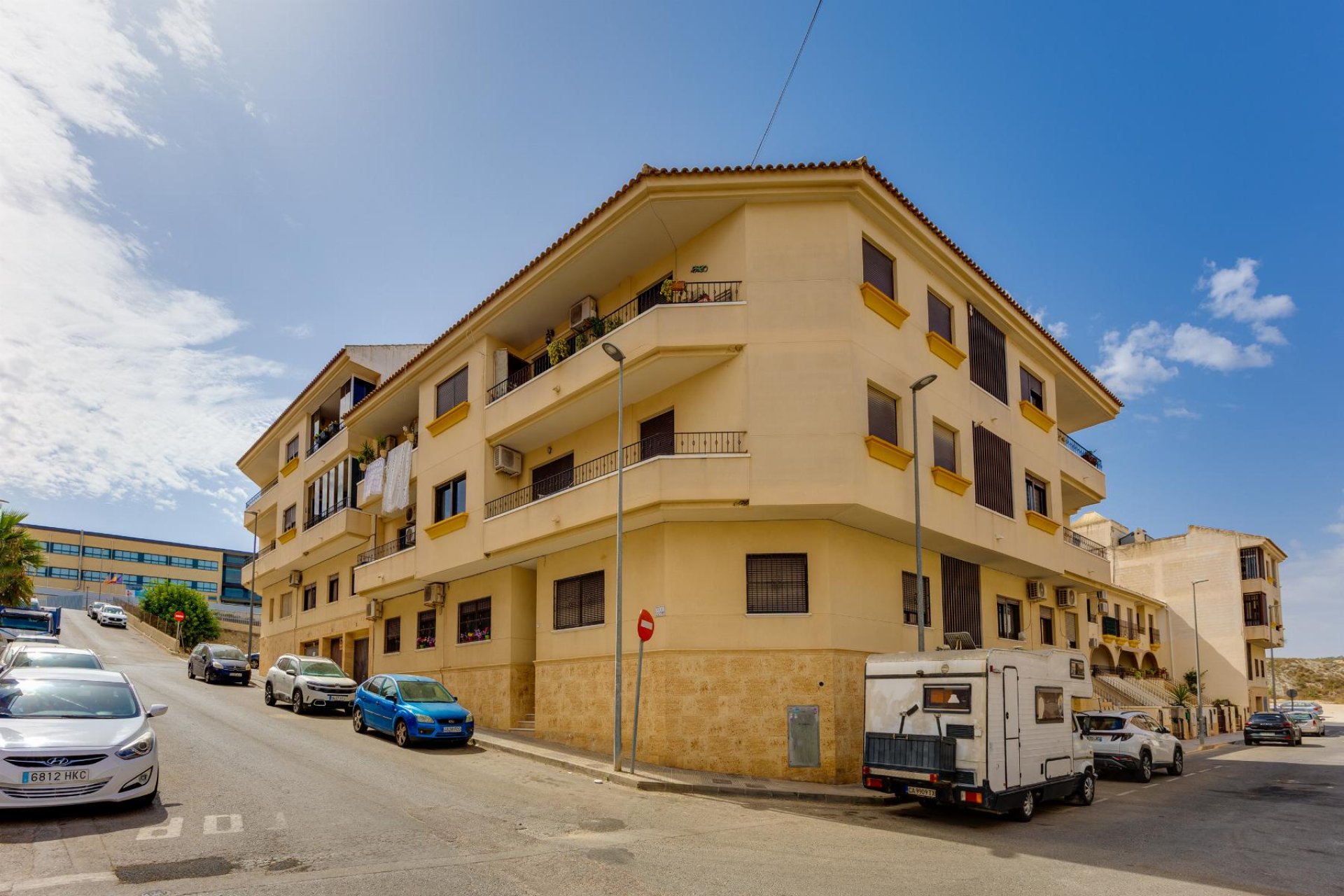 Resale - Apartment -
San Miguel de Salinas