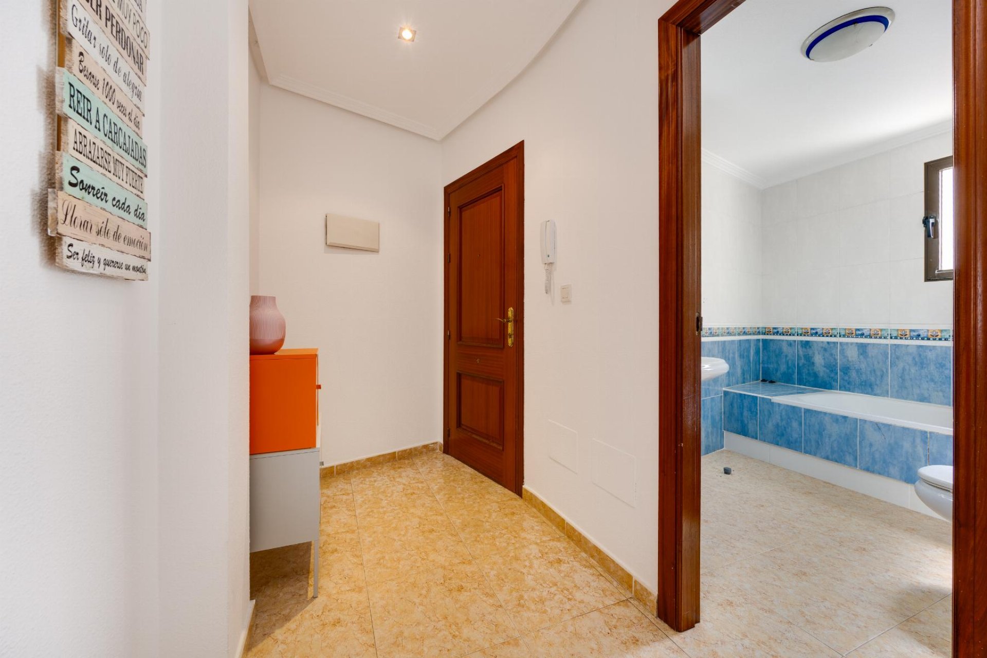 Resale - Apartment -
San Miguel de Salinas
