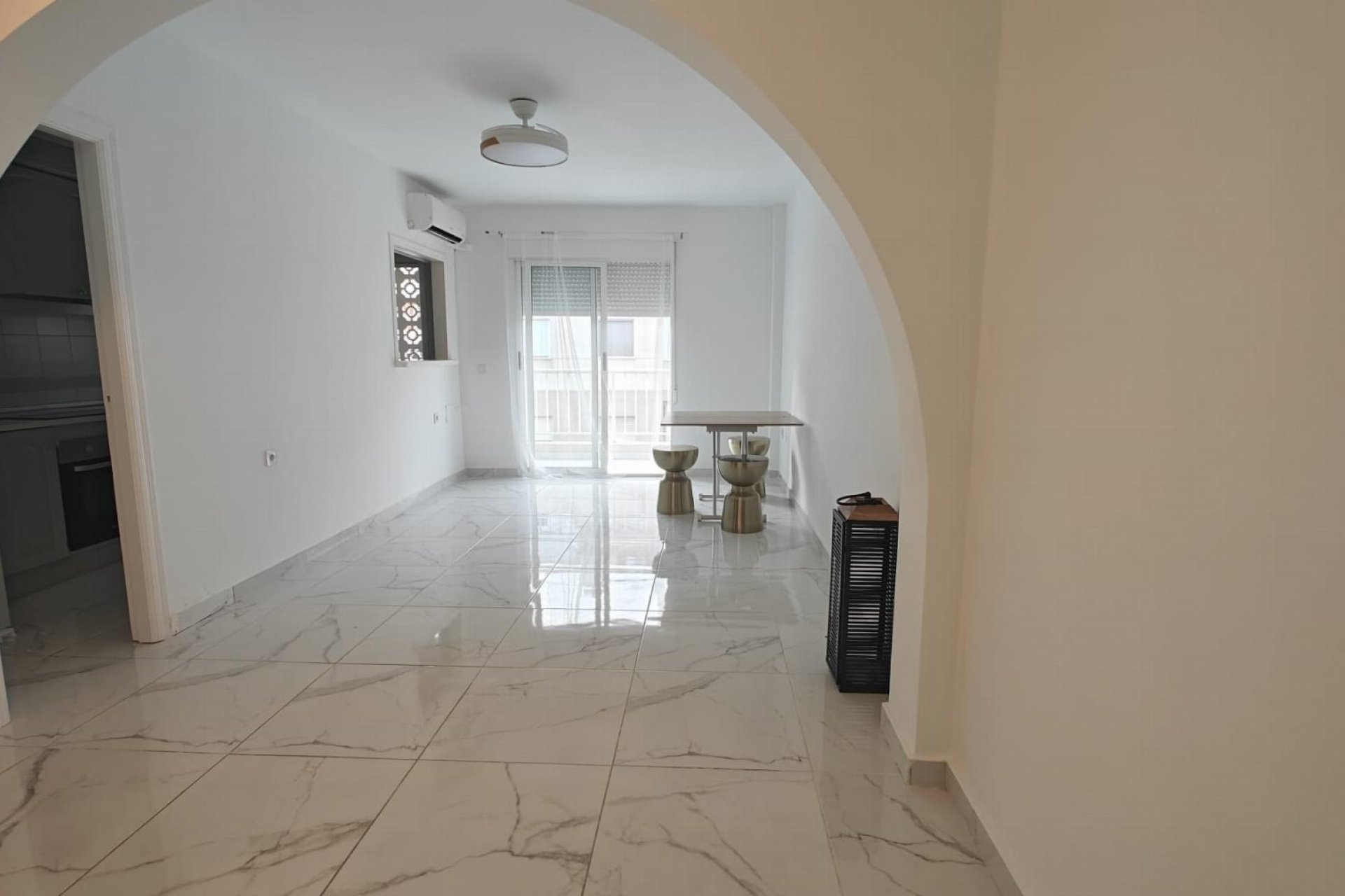 Resale - Apartment -
Torrevieja - Acequion
