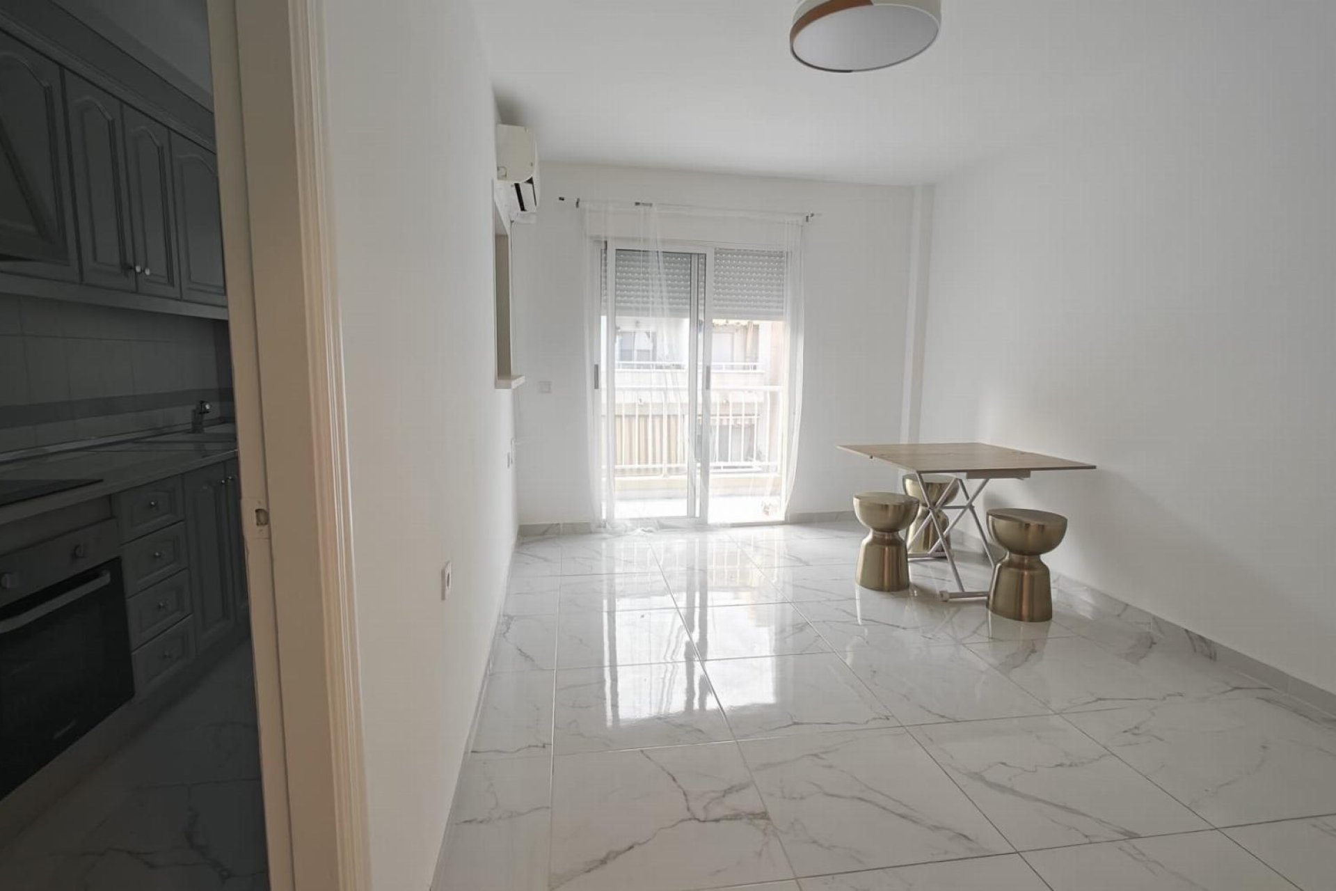 Resale - Apartment -
Torrevieja - Acequion