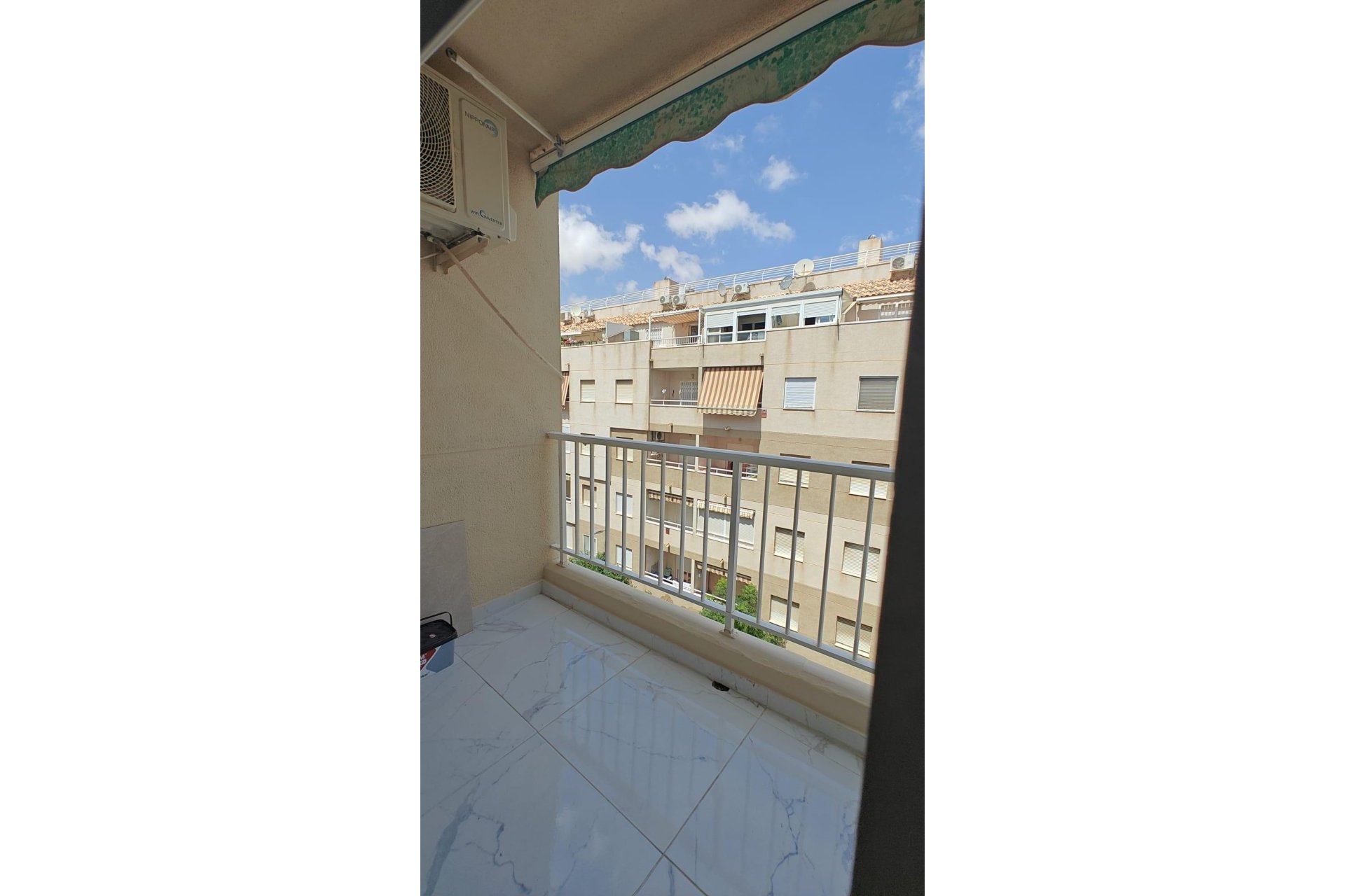 Resale - Apartment -
Torrevieja - Acequion