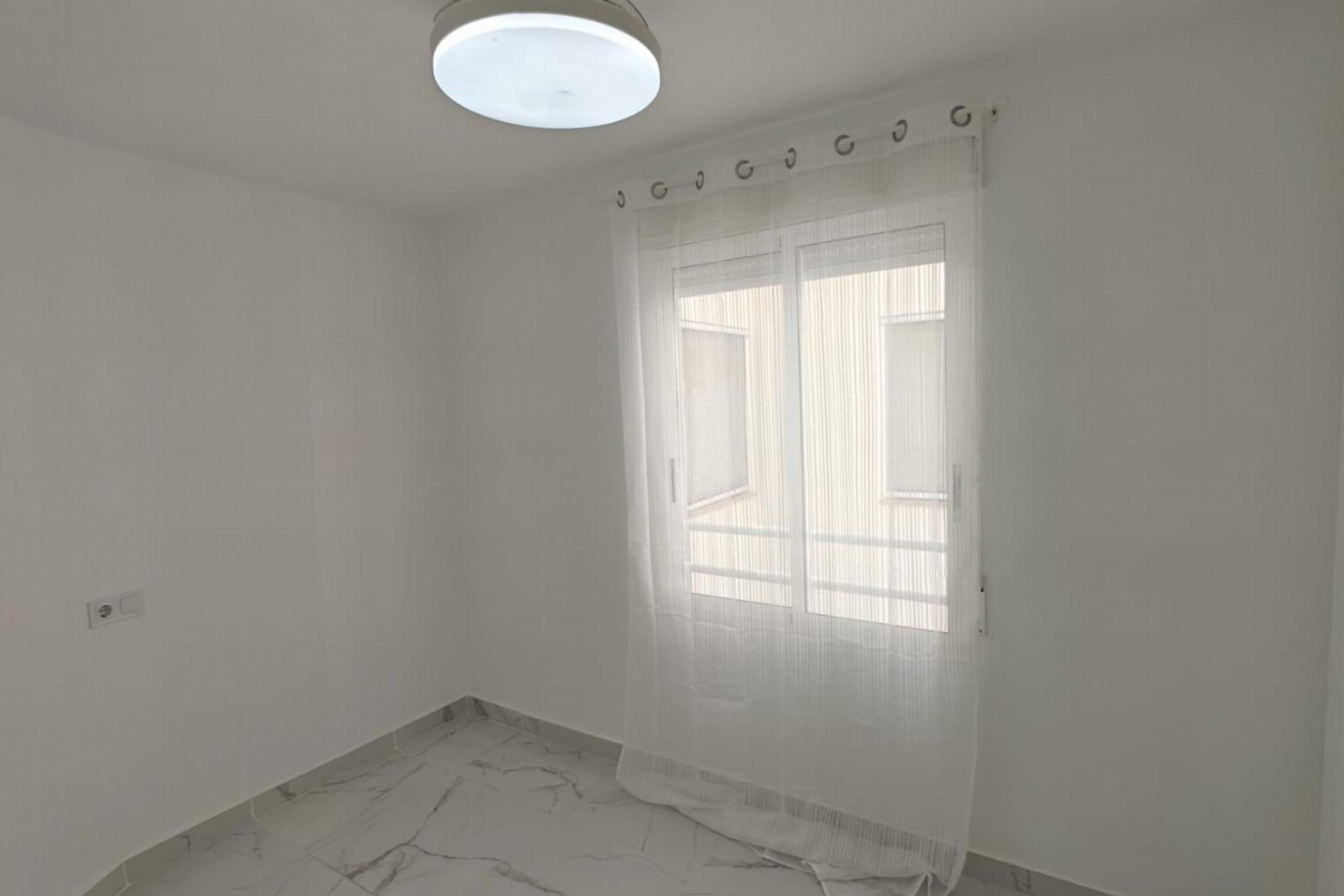 Resale - Apartment -
Torrevieja - Acequion