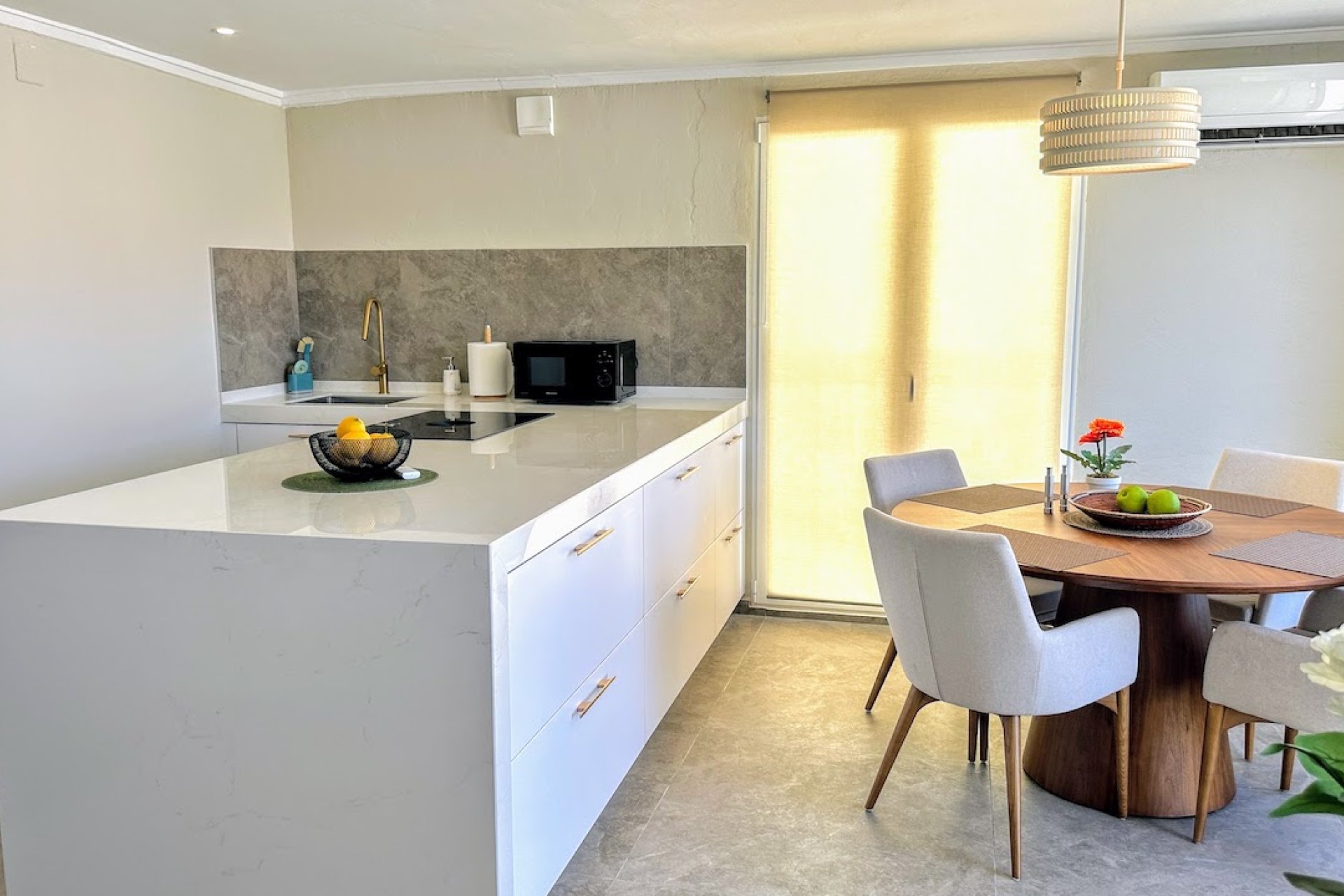 Resale - Apartment -
Torrevieja - Cabo Cervera