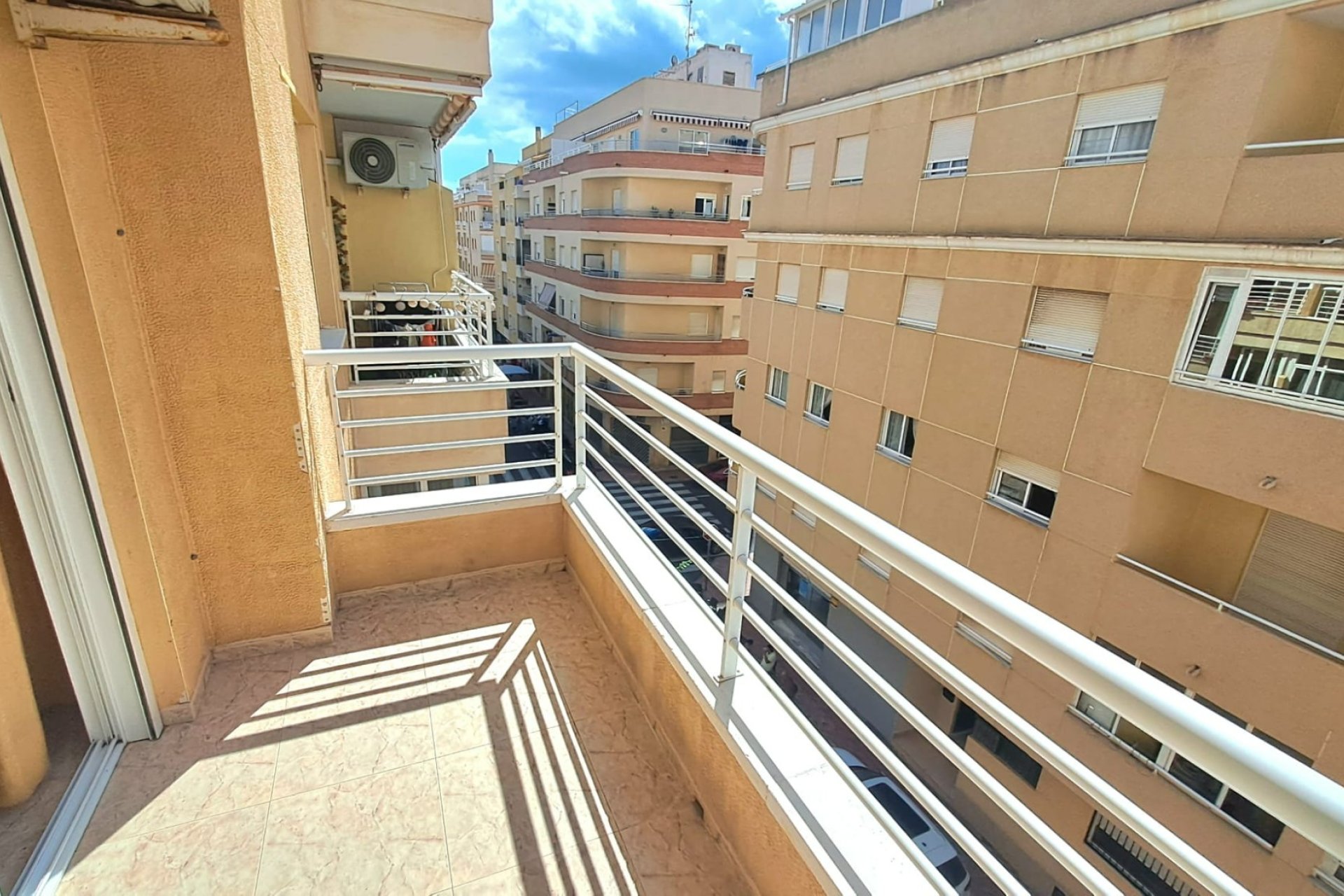 Resale - Apartment -
Torrevieja - Center